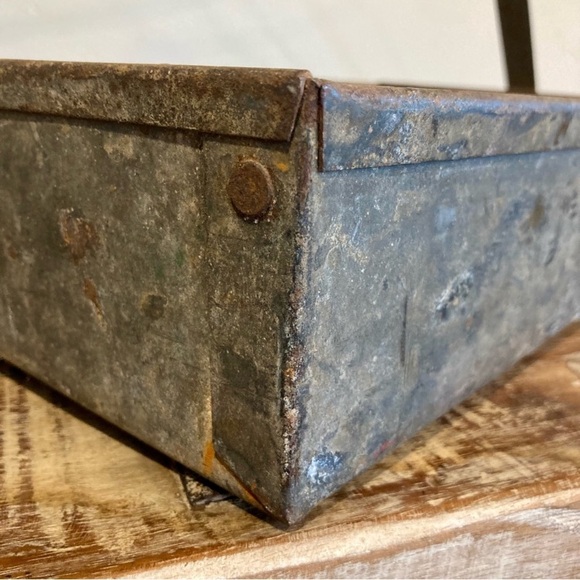 Industrial Distressed Tool Box Metal Tray Metal With Handle Rustic Farmhouse - Picture 15 of 16